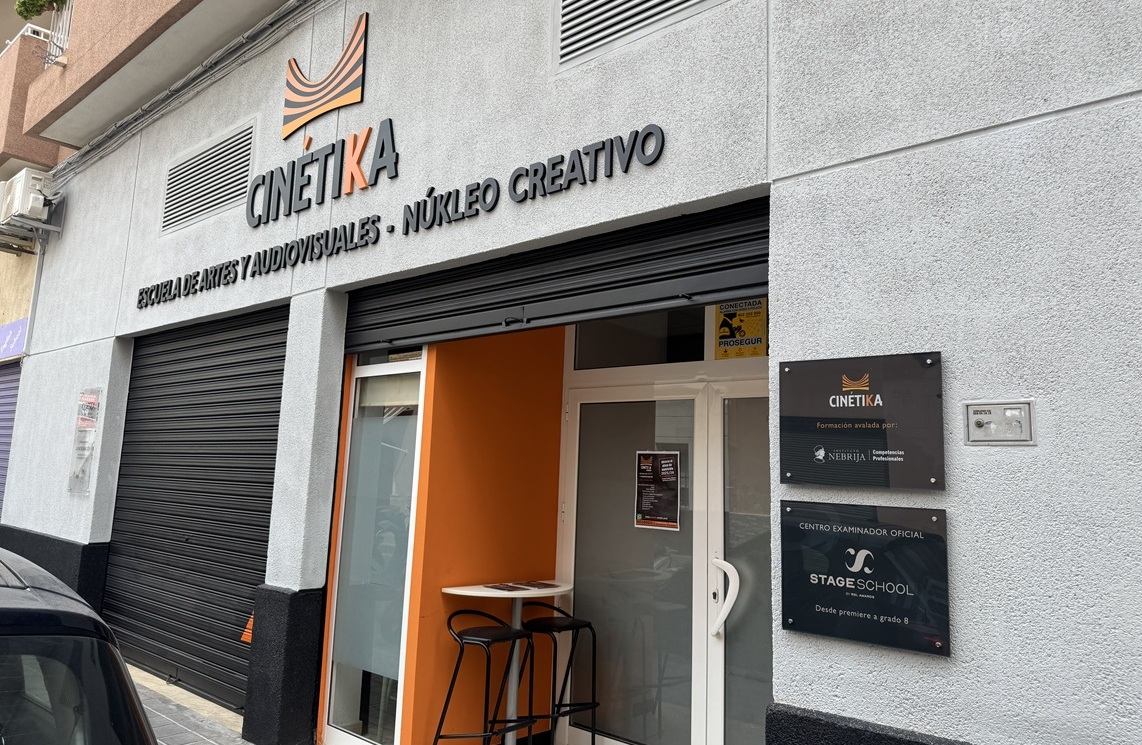 Cinetika Escuela